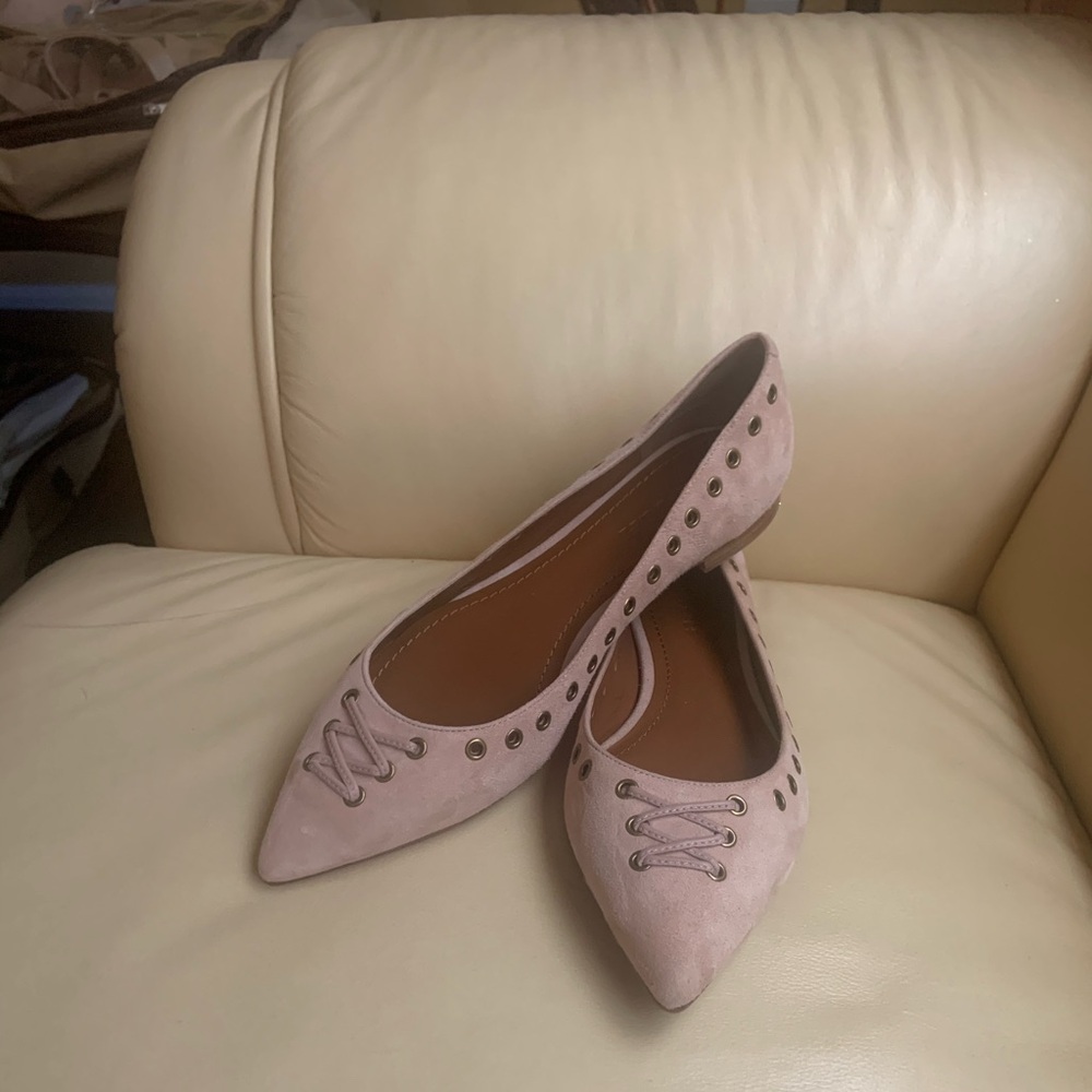 NWOB Women’s Coach Suede Valerie Flat in Pale Blush Size 8.5